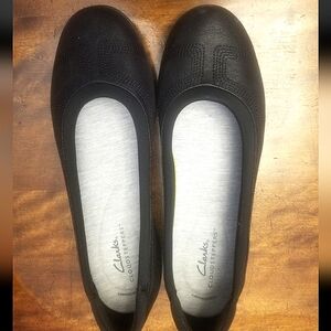 Clarks Cloudsteppers Ayla Low Black Flats NWT